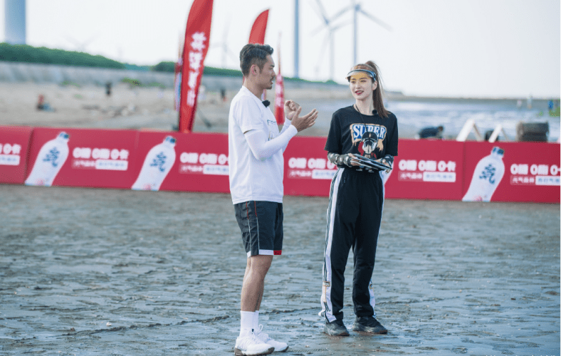 
刘烨《运动吧少年》化身运动助理 助力少年热血进击：必一运动(图3)